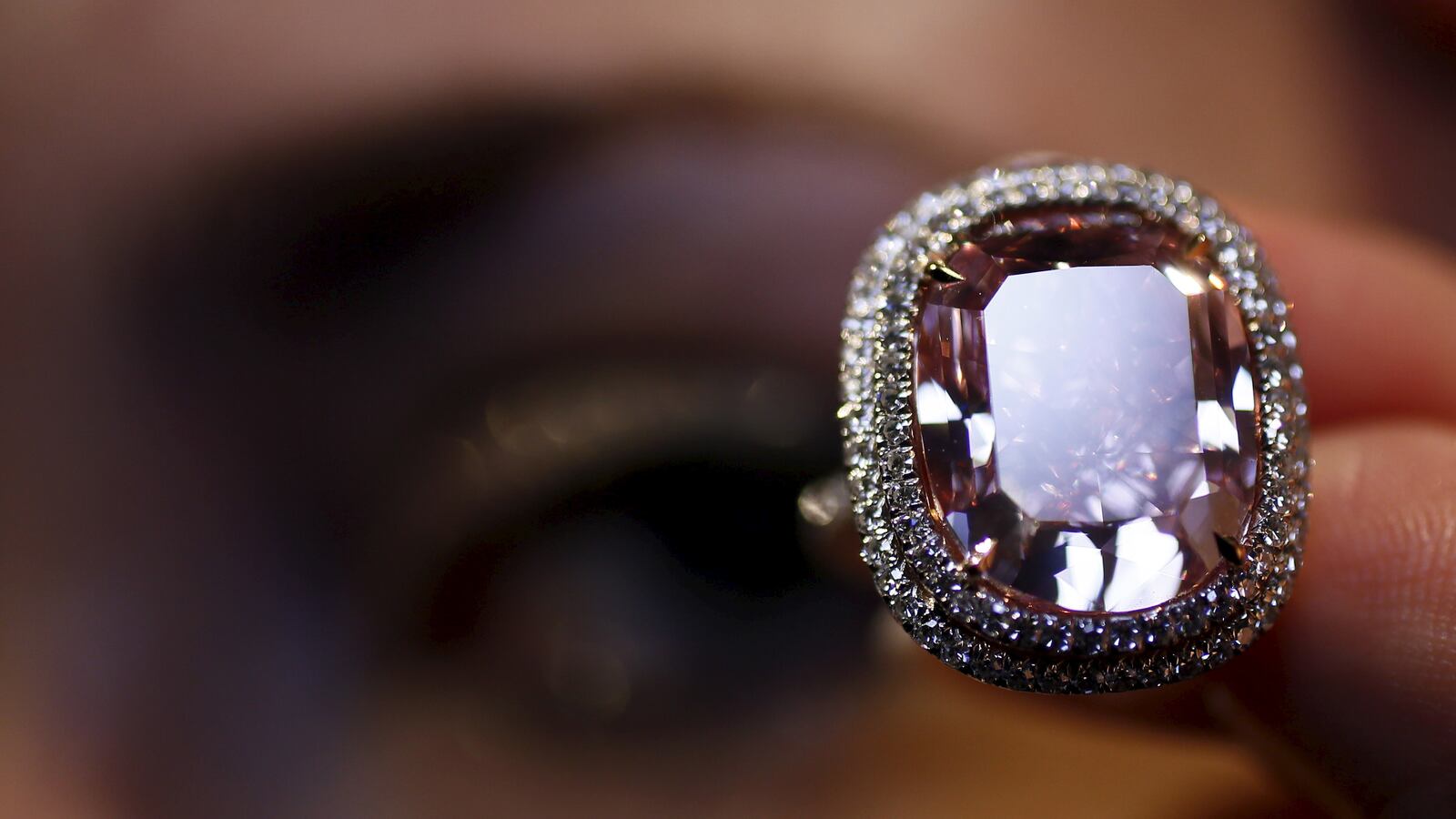 cheats/2016/01/14/3-men-guilty-in-record-diamond-heist/RTX1T9QV_c0eyqv