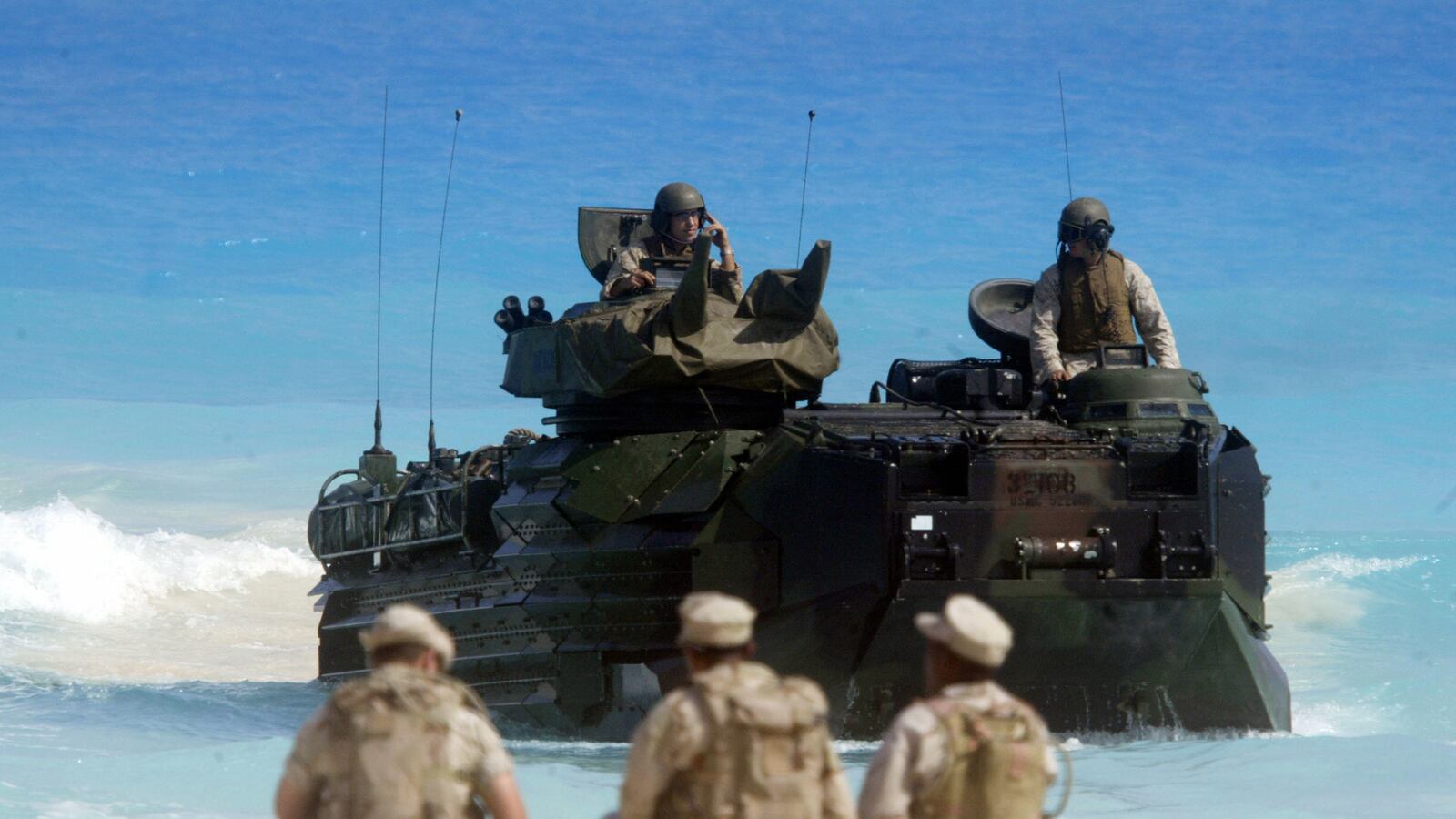 articles/2013/08/26/operation-bright-star-a-u-s-soldier-on-training-with-egypt-s-army/130825-brightstar-tease_uhw7oe