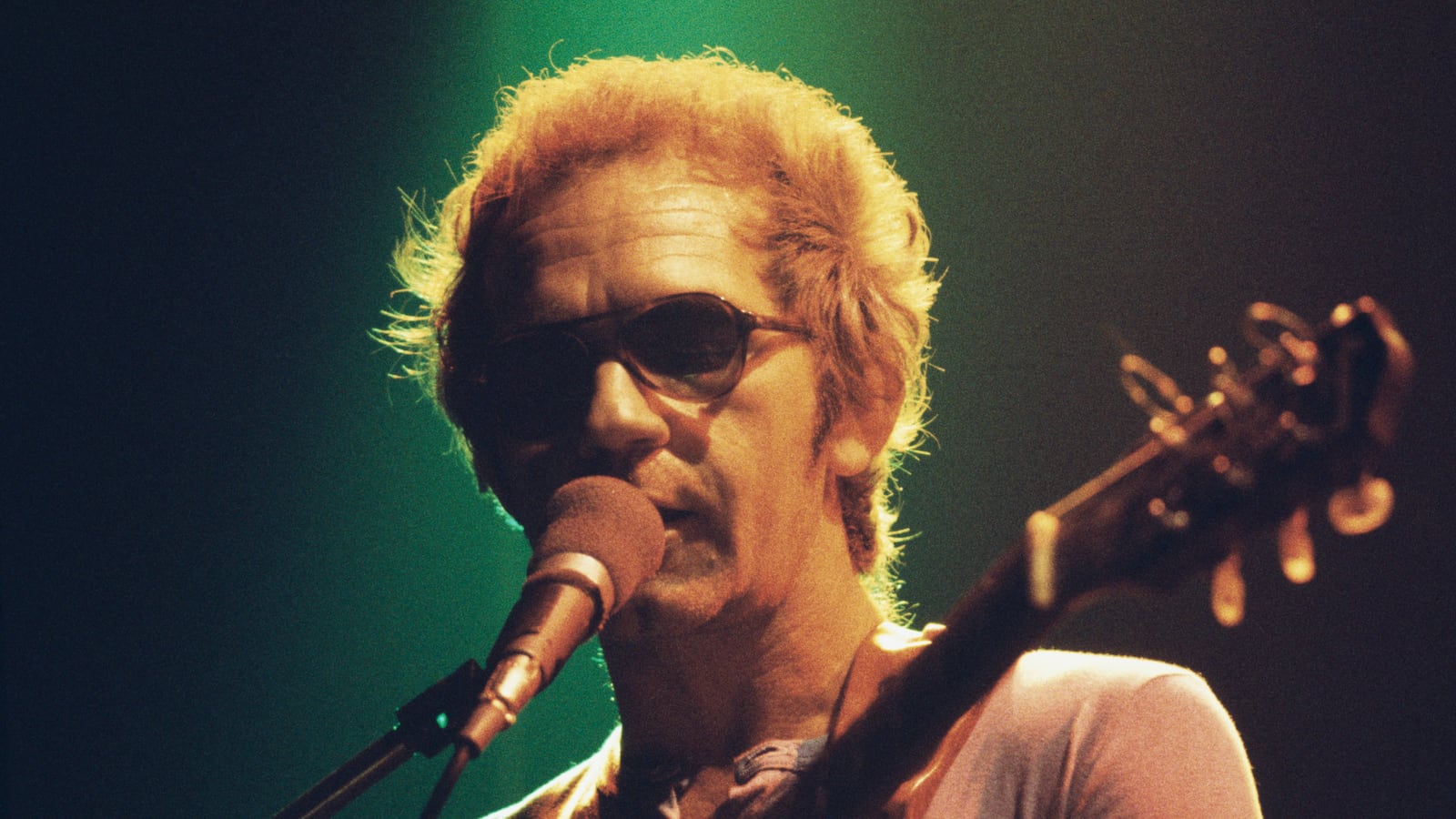 articles/2013/07/30/j-j-cale-dead-at-74-was-a-songwriter-beyond-compare/130729-jj-cale-tease_a7czsy