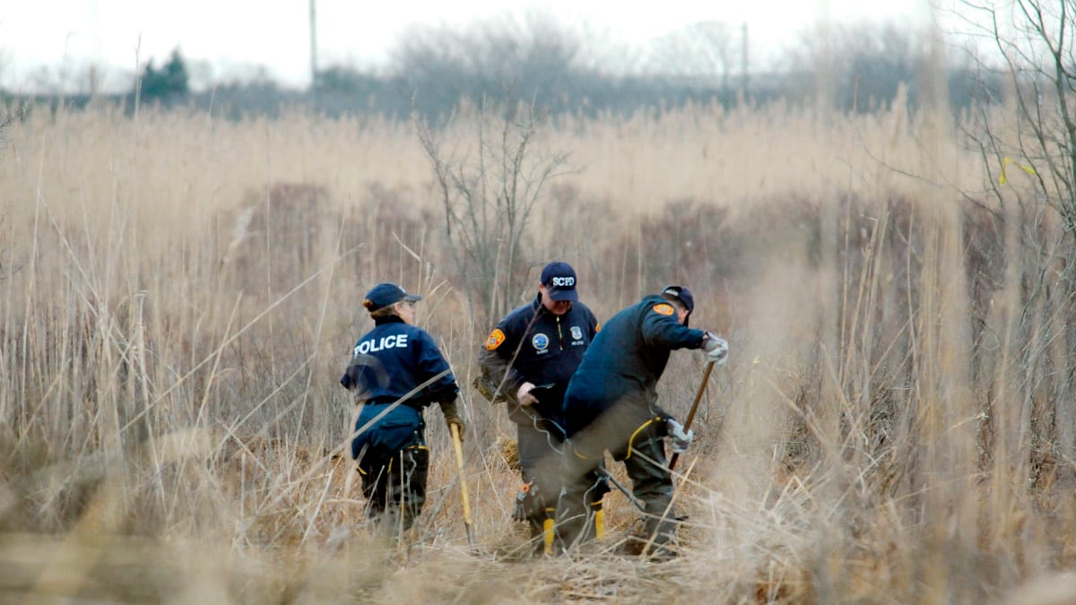 cheats/2012/02/19/human-bones-found-on-long-island/more-human-remains-cheat_ts7ge4