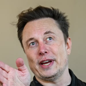 Elon Musk speaks withDonald Trump as they watch the launch of the sixth test flight of the SpaceX Starship rocket on November 19, 2024 in Brownsville, Texas.