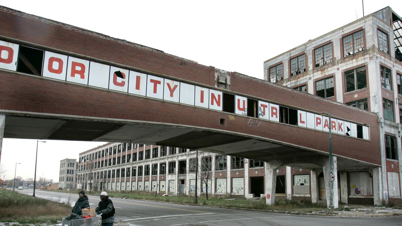 cheats/2013/07/18/detroit-files-for-municipal-bankruptcy/130514-Scott-Detroit-Collapse-tease_ifidt3