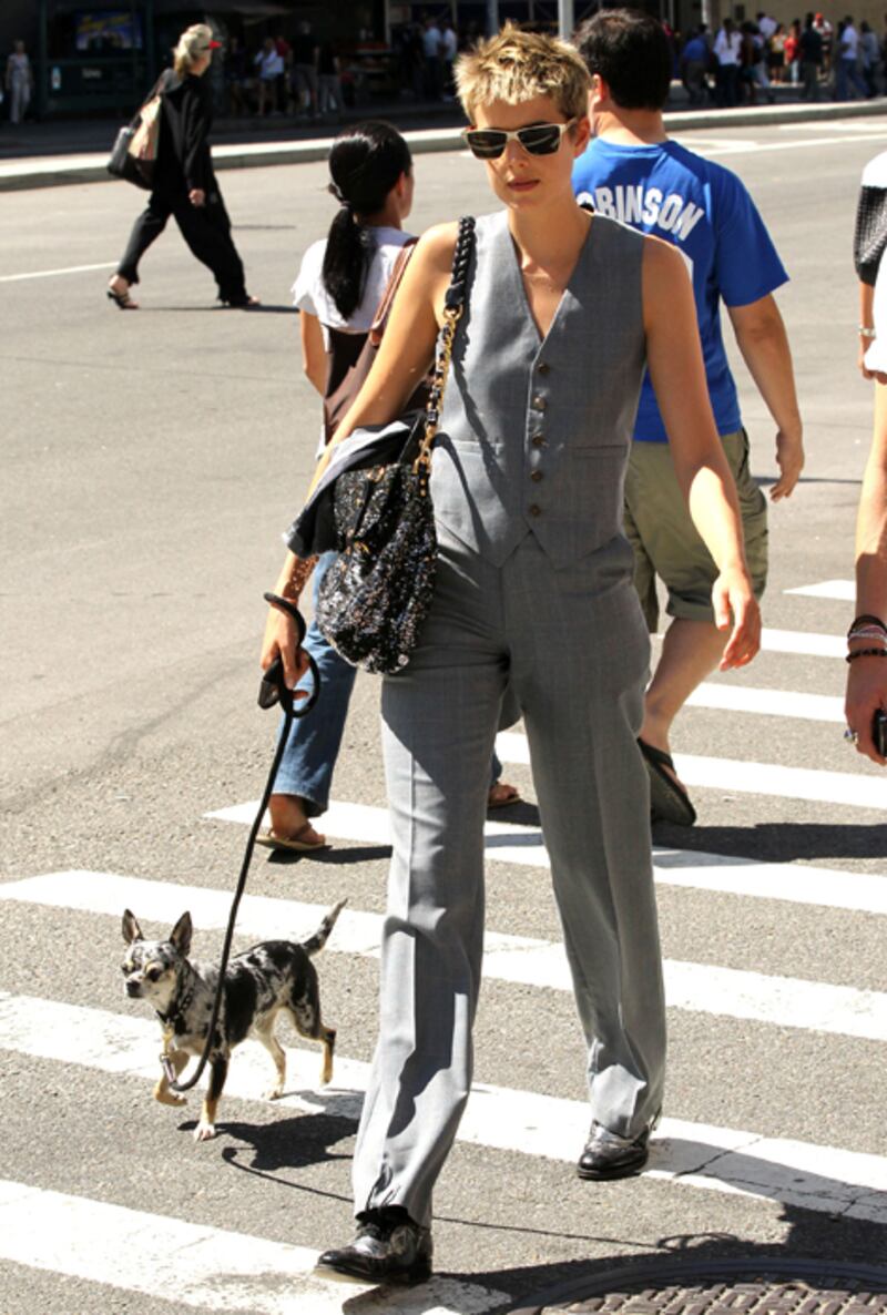 galleries/2010/11/13/agyness-deyn/agyness-deyn-14_xdslrh