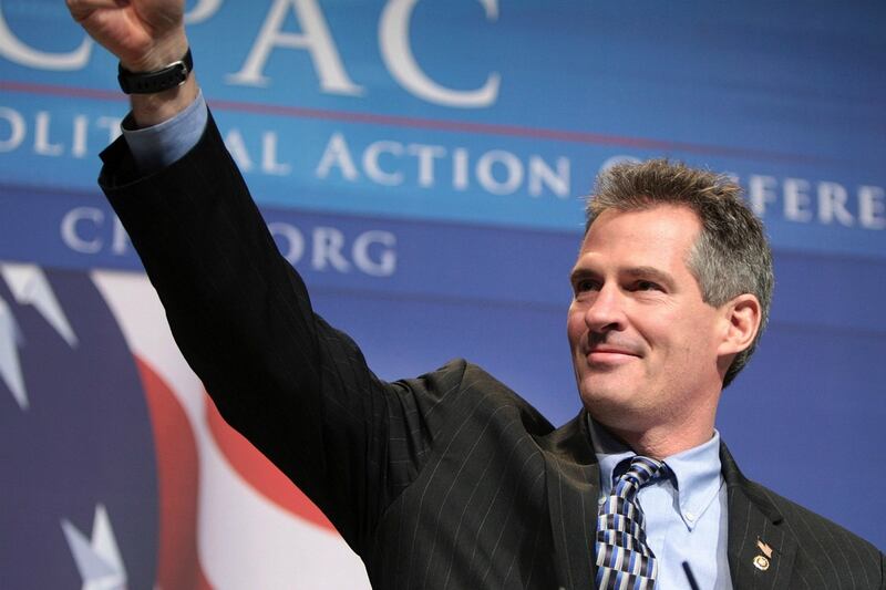 articles/2012/03/09/scott-brown-s-winning-strategy-denounce-limbaugh/scott-brown_wrzhz5