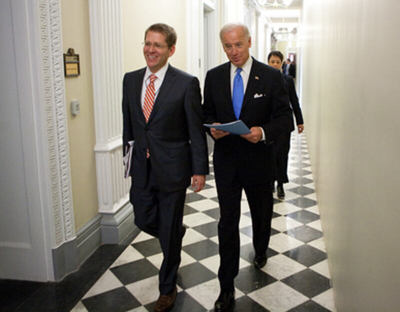 articles/2011/01/27/after-biden-press-secretary-jay-carneys-next-challenge/kurtz-carney_156137_jo3ixm