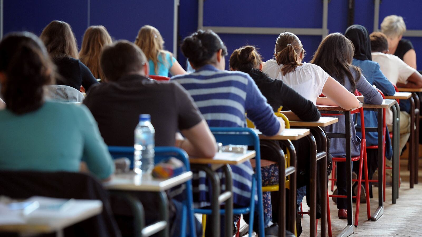 cheats/2015/10/27/nyc-makes-the-sat-free-for-all-students/151027-sat-testing-cheat_xkptpy