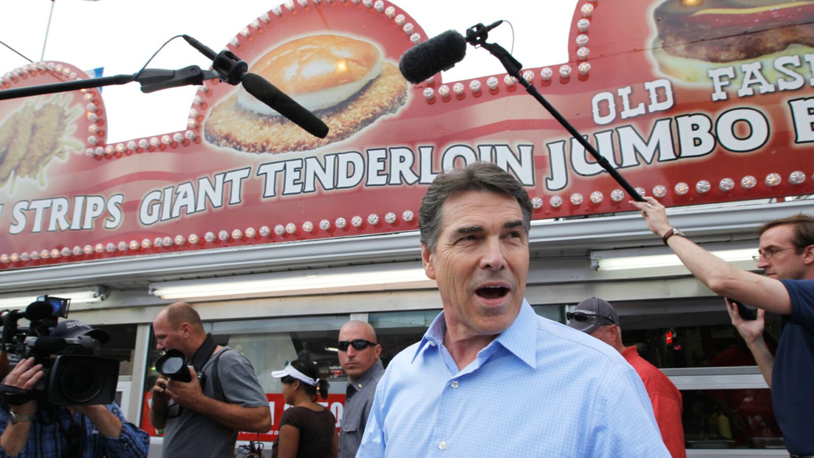 cheats/2011/08/15/perry-s-job-record-questioned/rick-perry-iowa2-cheat_isacrz