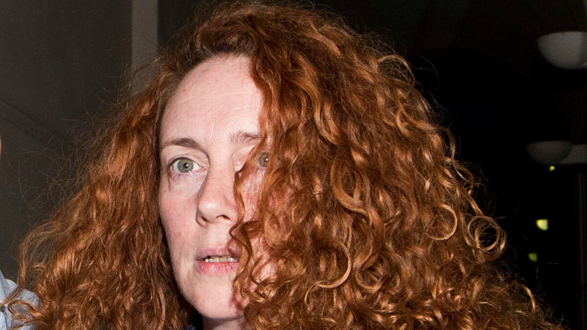 cheats/2012/03/13/rebekah-brooks-arrested-again/rebekah-brooks-arrested-phone-hacking-charges-cheat_qzcdu8