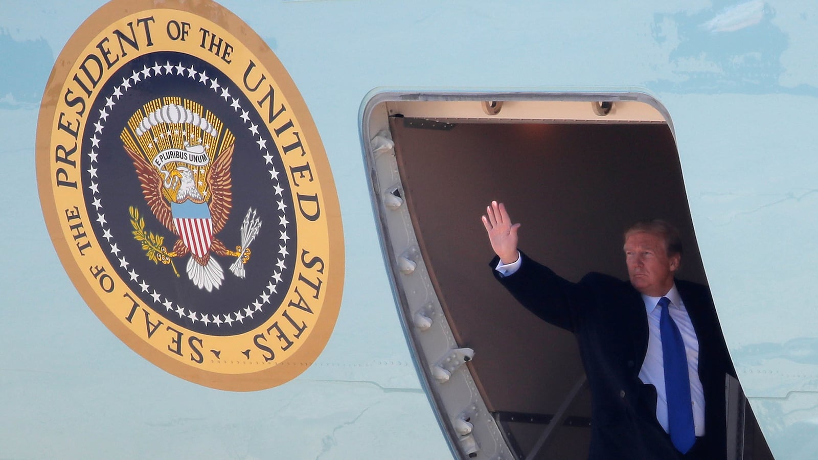 190322-air-force-1-tease_rs4nel