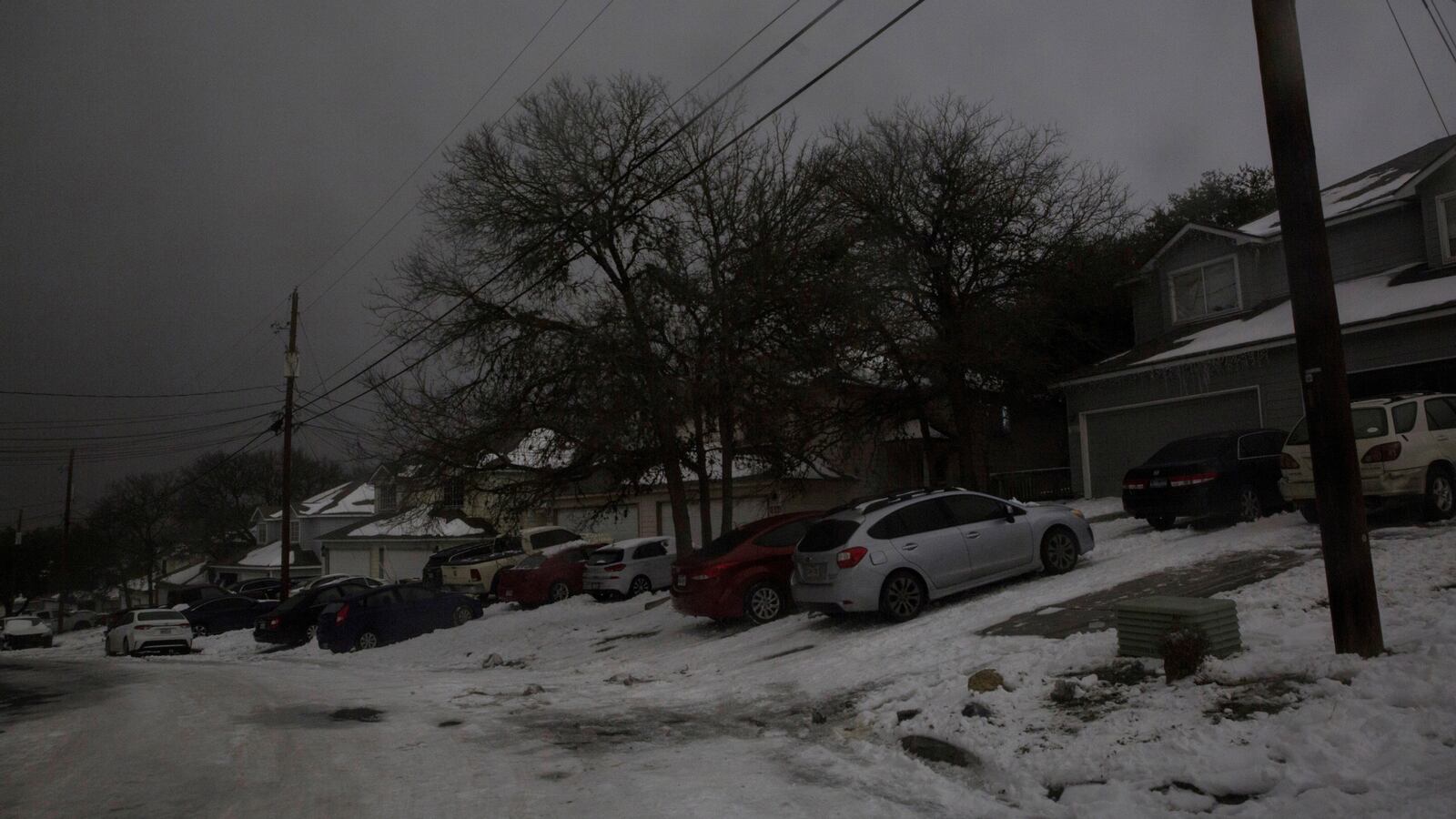 2021-03-10T175358Z_593568669_RC2H8M9N4QVA_RTRMADP_3_USA-TEXAS-POWER-REGULATOR_szbb4e