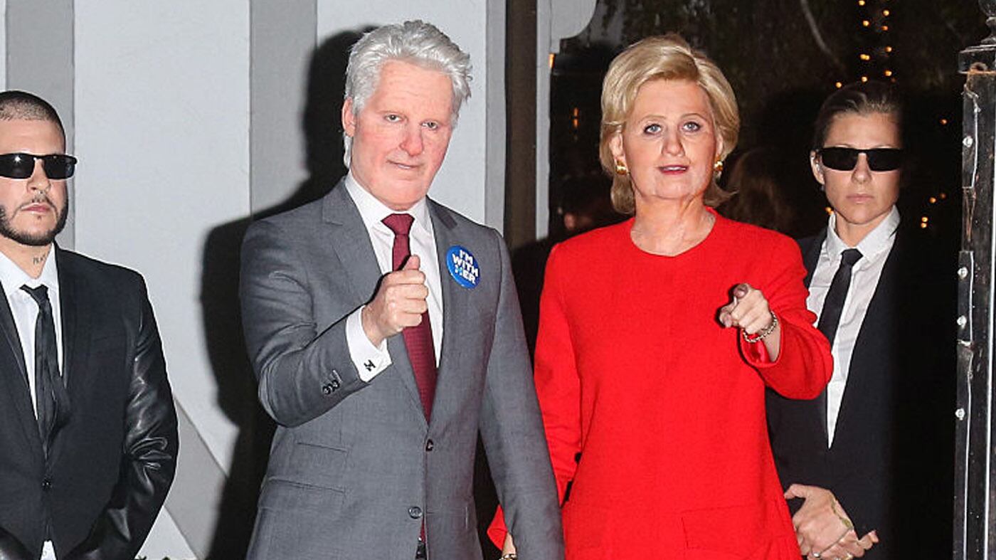 galleries/2015/10/31/best-celebrity-halloween-costumes-2015-photos/161031-Best-celeb-halloween-gal-01_jedn4h