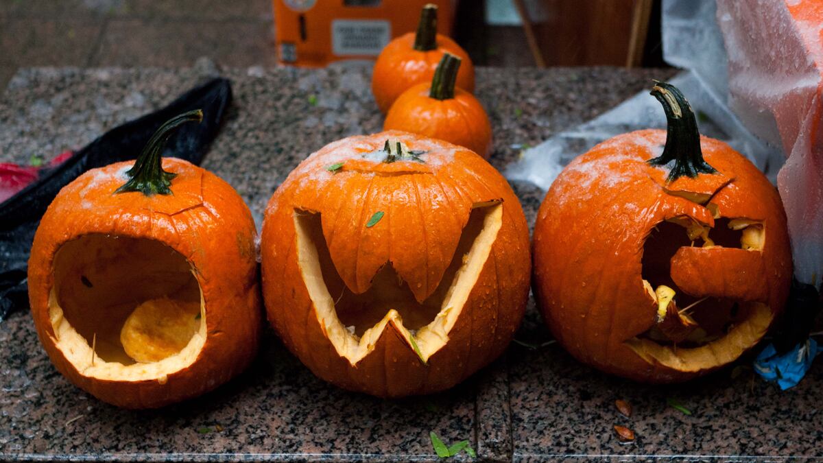 cheats/2011/10/31/occupy-wall-street-applies-for-trademark/ows-trademark-cheat_lfuhoy