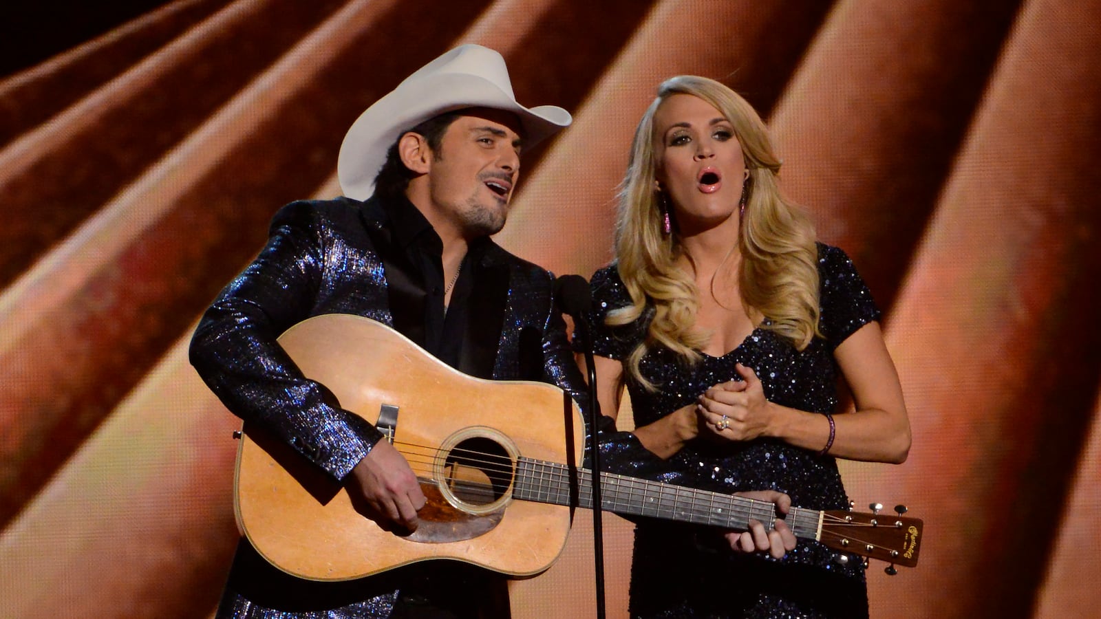 cma-awards-how-to-watch-live-stream_iqsjob