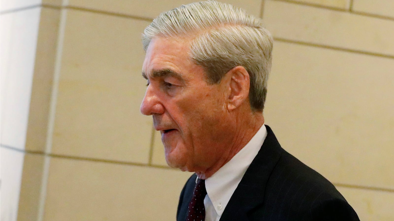 171202-mueller-fbi-trump-texts-cheat_e6tsg3