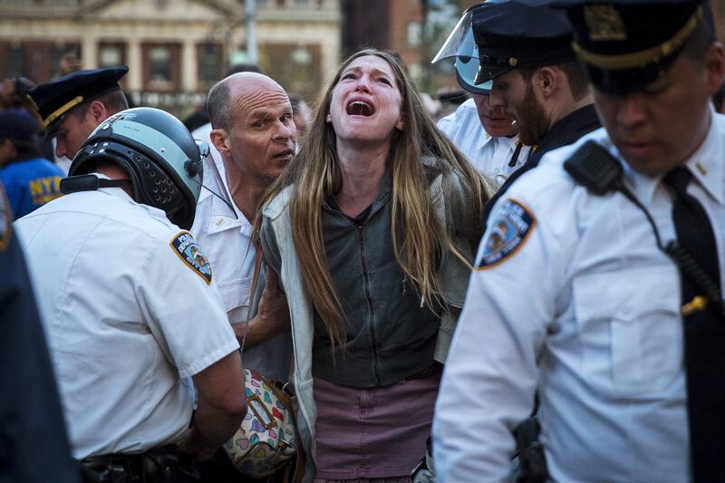 galleries/2015/05/02/week-in-photos-protests-presidents-and-puppies/150501-week-photo1_exyowe