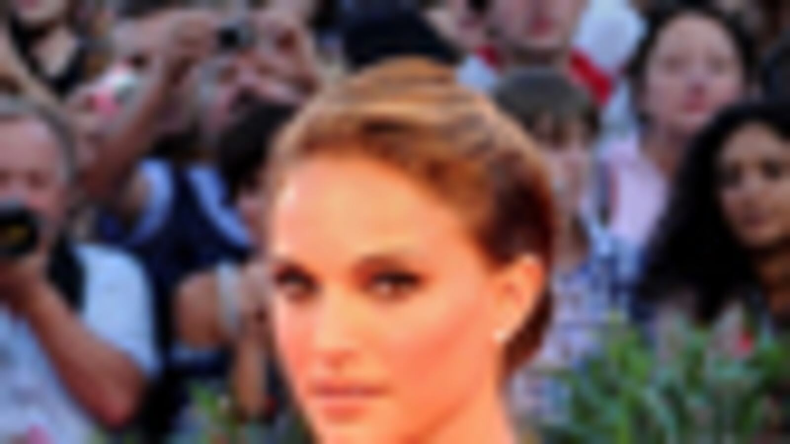 cheats/2011/01/31/study-the-oscar-curse-is-real/awards-season---natalie-portman_yzdljp