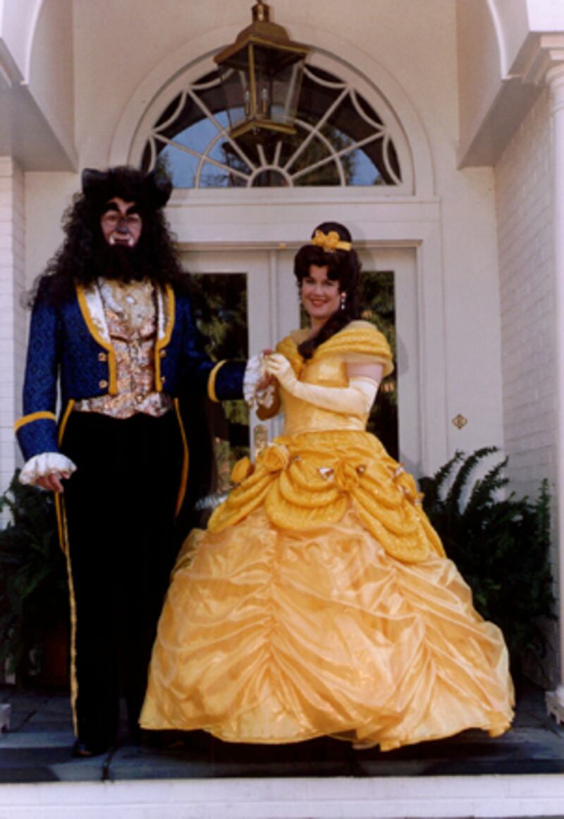 galleries/2010/06/01/al-and-tipper-through-the-years/al-and-tipper-gore---5_efbjxn