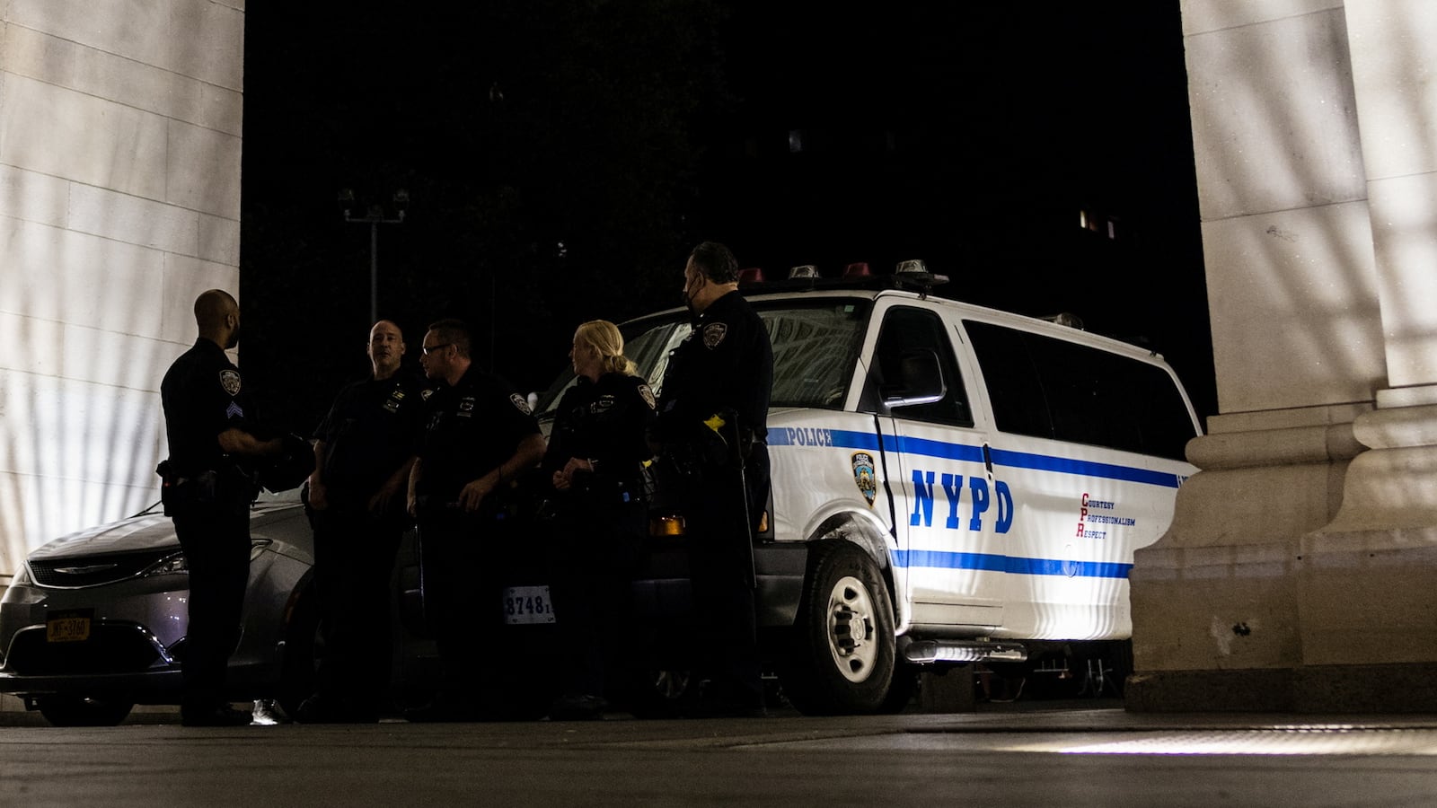 2021-06-13T042609Z_2047026015_RC2GZN9IZWZ6_RTRMADP_3_USA-PROTEST_xdm8py