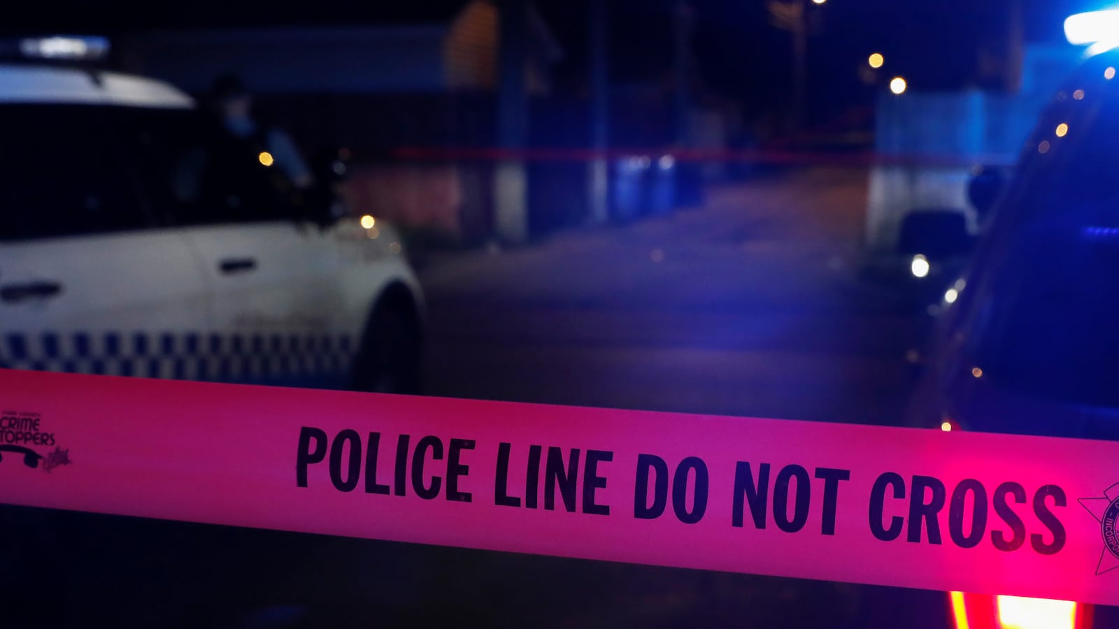 2020-07-27T130313Z_1484277829_RC2P1I92XBJJ_RTRMADP_3_GLOBAL-RACE-PROTESTS-CHICAGO_bix7dc