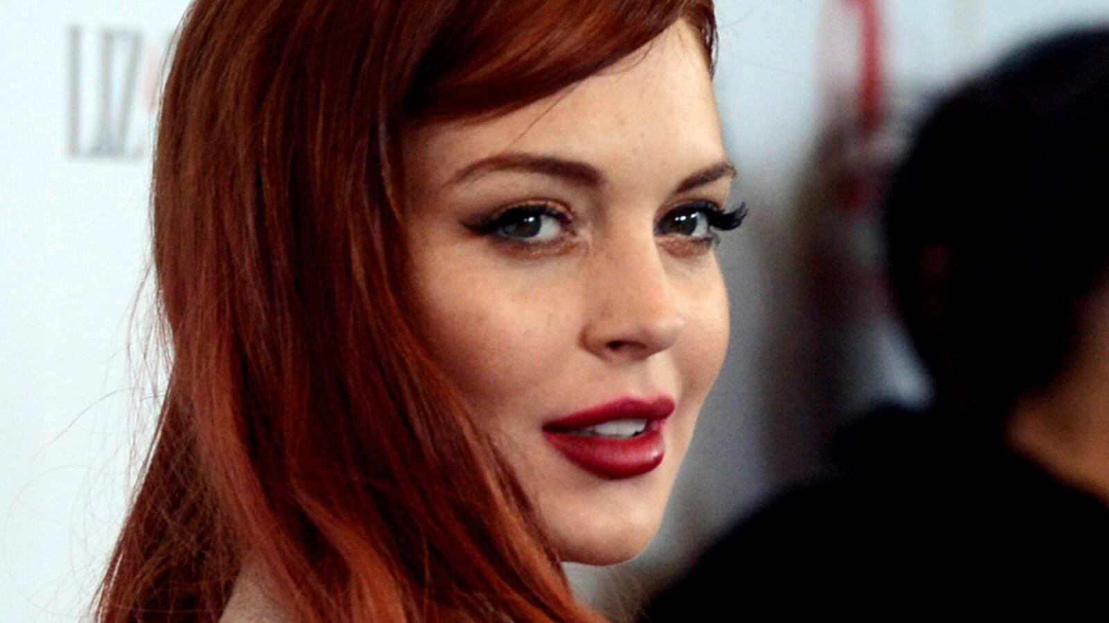 cheats/2012/11/29/lindsay-lohan-arrested-in-nyc/lohan-arrested-nyc-cheat_ff63xl