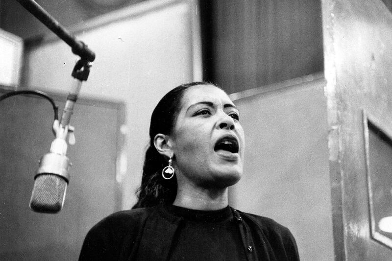 galleries/2012/02/13/divas-who-died-too-young-whitney-houston-amy-winehouse-and-others-photos/divas-who-died-too-young-holiday_ufzbo6