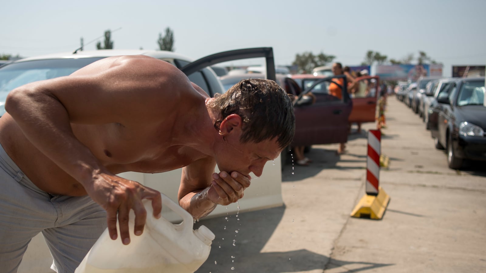 articles/2014/08/20/crimea-a-patriotic-russian-vacation-from-hell/140819-nemtsova-crimea2-embed_cpypvf