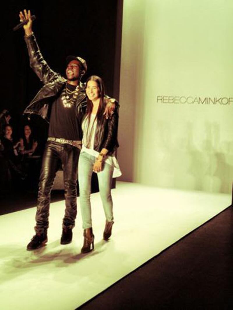 galleries/2012/02/15/dianna-agron-coco-rocha-more-celebrity-social-media-pictures-photos/twitpics-minkoff_ijzvrb