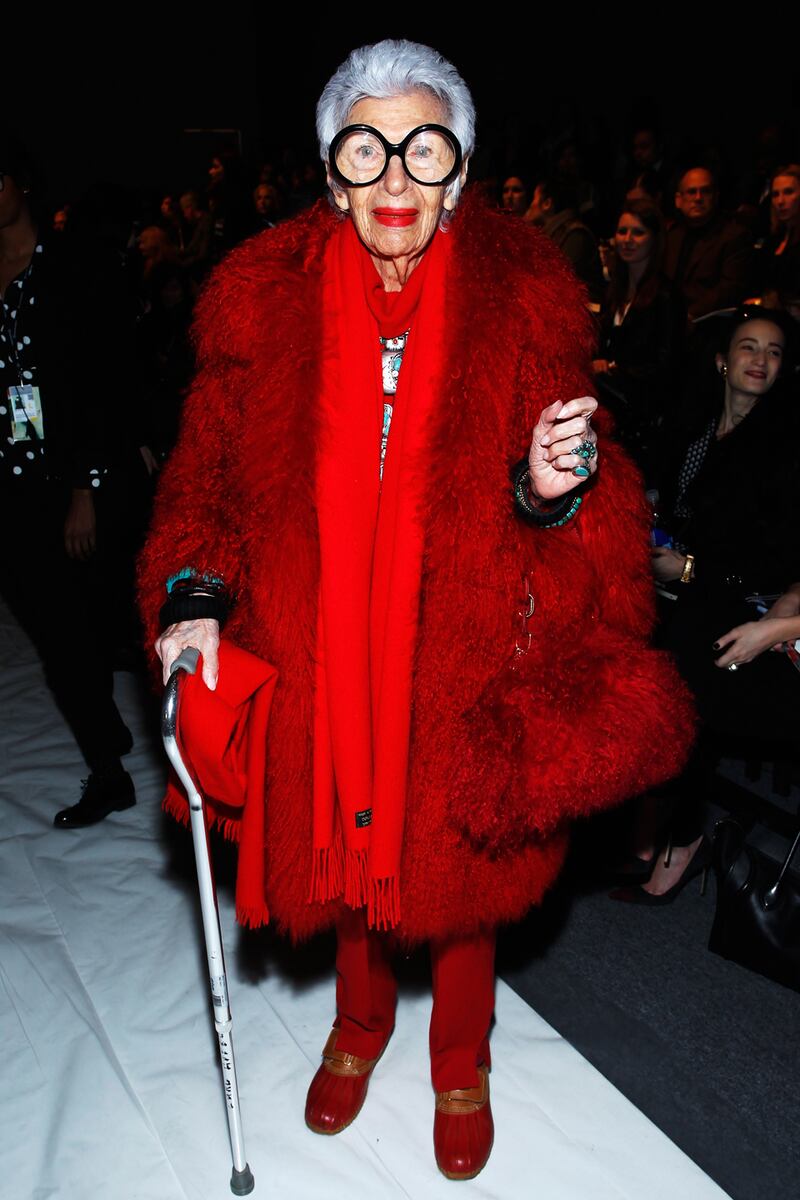 galleries/2013/08/01/iris-apfel-s-most-iconic-looks/iris-all-red_mfhmby