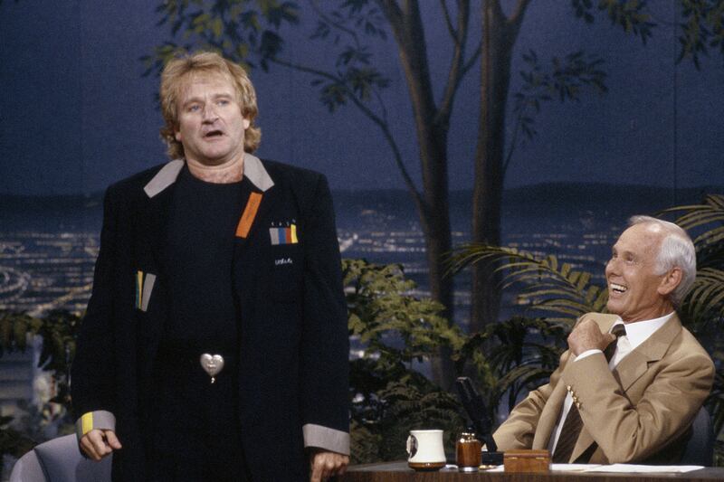 galleries/2014/08/11/robin-williams-dead-at-63-his-life-in-photos/140811-rw-7_jhxnkj