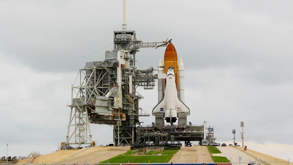 articles/2011/07/08/it-s-goodbye-shuttle-hello-soyuz-after-atlantis-last-flight/last-space-shuttle-mission-matthews_cxgxa2