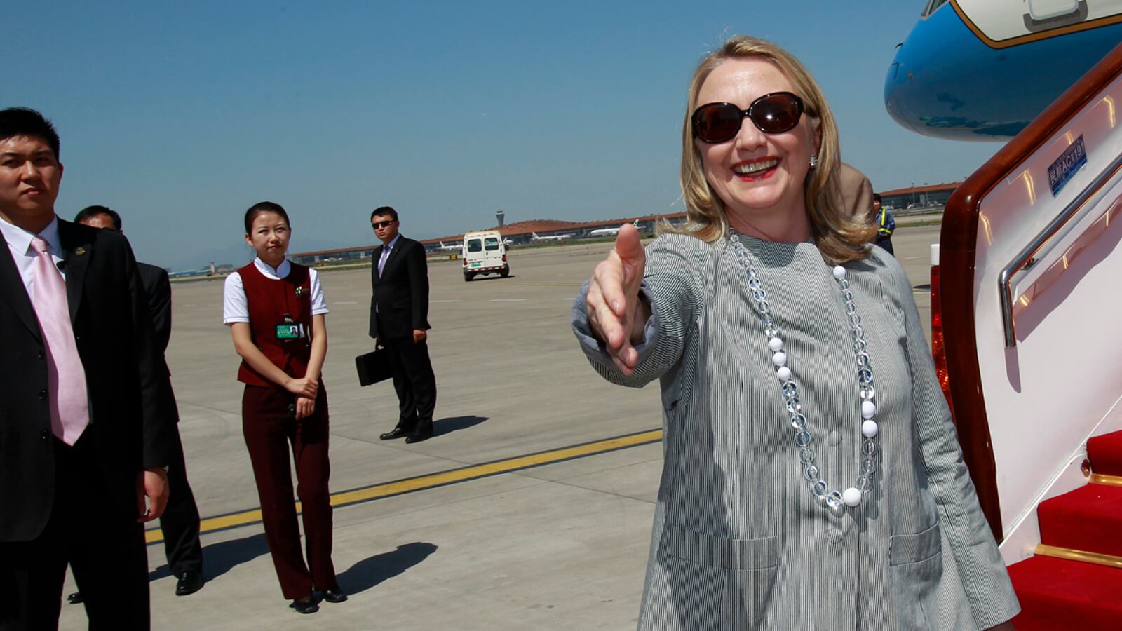 articles/2012/12/08/michael-tomasky-why-hillary-clinton-must-run-for-president-in-2016/hillary-clinton-2016-tomasky_mudhkr