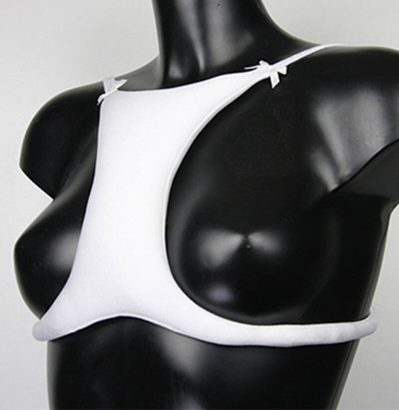 galleries/2012/05/12/cell-phone-bra-ice-pack-bra-and-more-odd-brassieres-photos/gal-klassen-bras-wrinkle_bdcxse