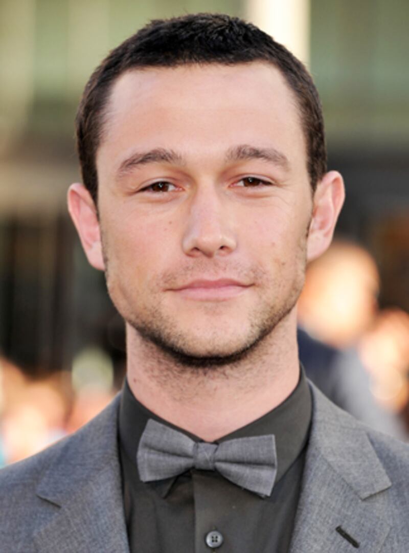 galleries/2010/11/16/sexiest-man-on-the-inside/sexiest-man-inside---levitt_jqckee