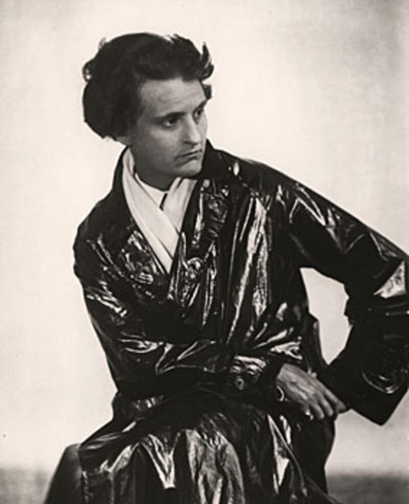 galleries/2009/02/13/this-is-not-a-fashion-photograph/icp-fashion-5_w3vvdo