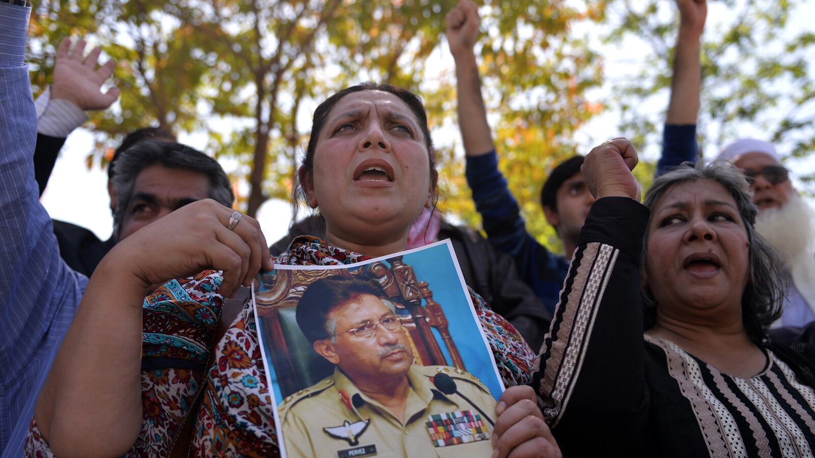 cheats/2014/03/31/musharraf-indicted-for-treason/140331-musharraf-treason-cheat_dyxsmi