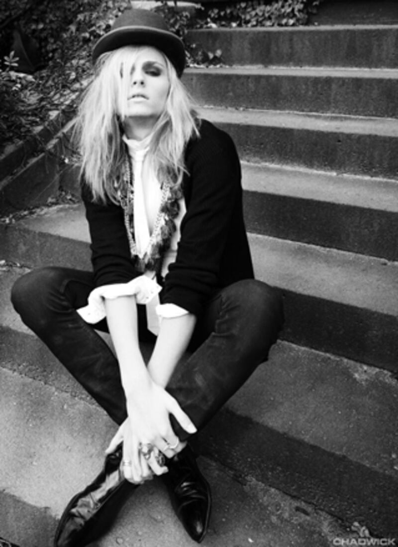 galleries/2011/01/06/andrej-pejic/andrej-pejic---23_fkfgfb
