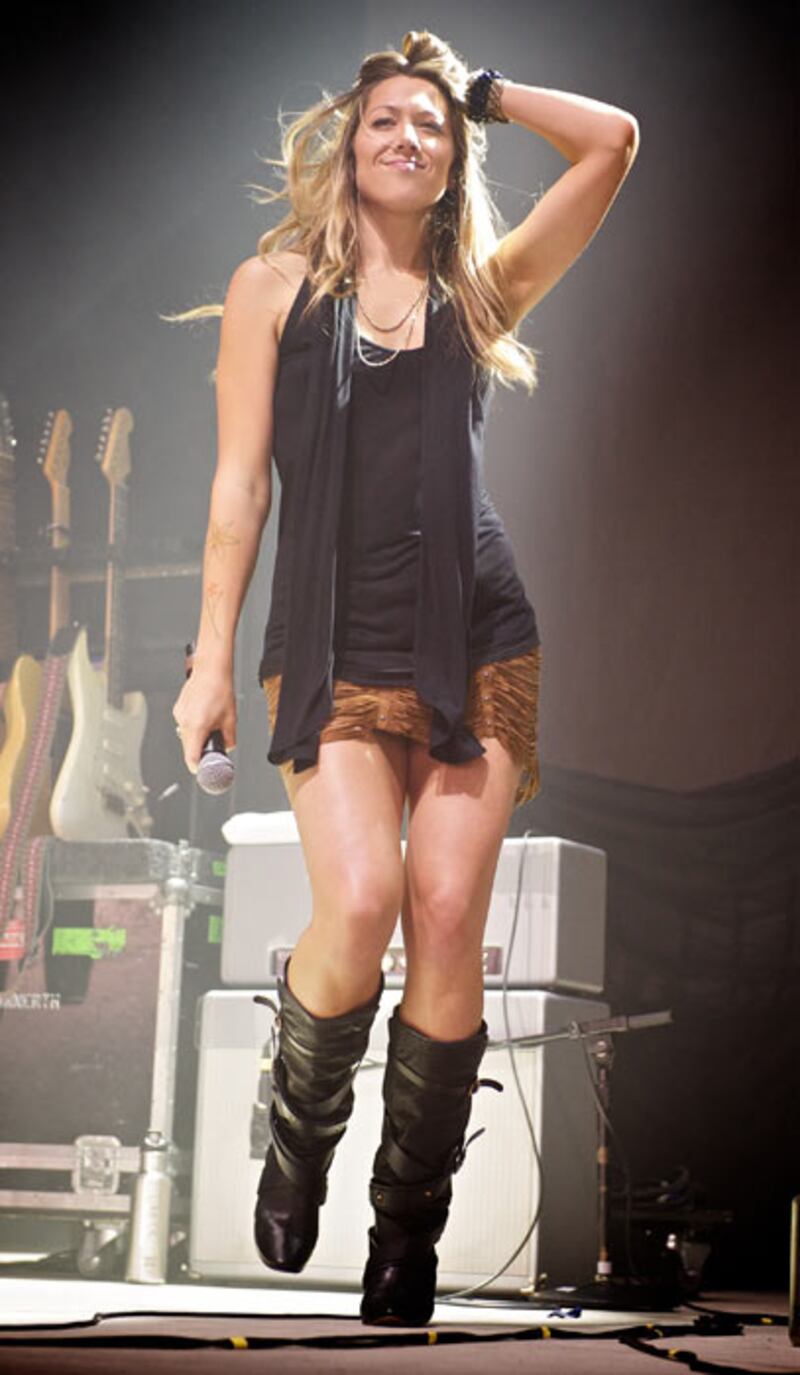 galleries/2010/08/13/summer-concert-style/summer-concert-style---colbie-caillat_dpjdb6