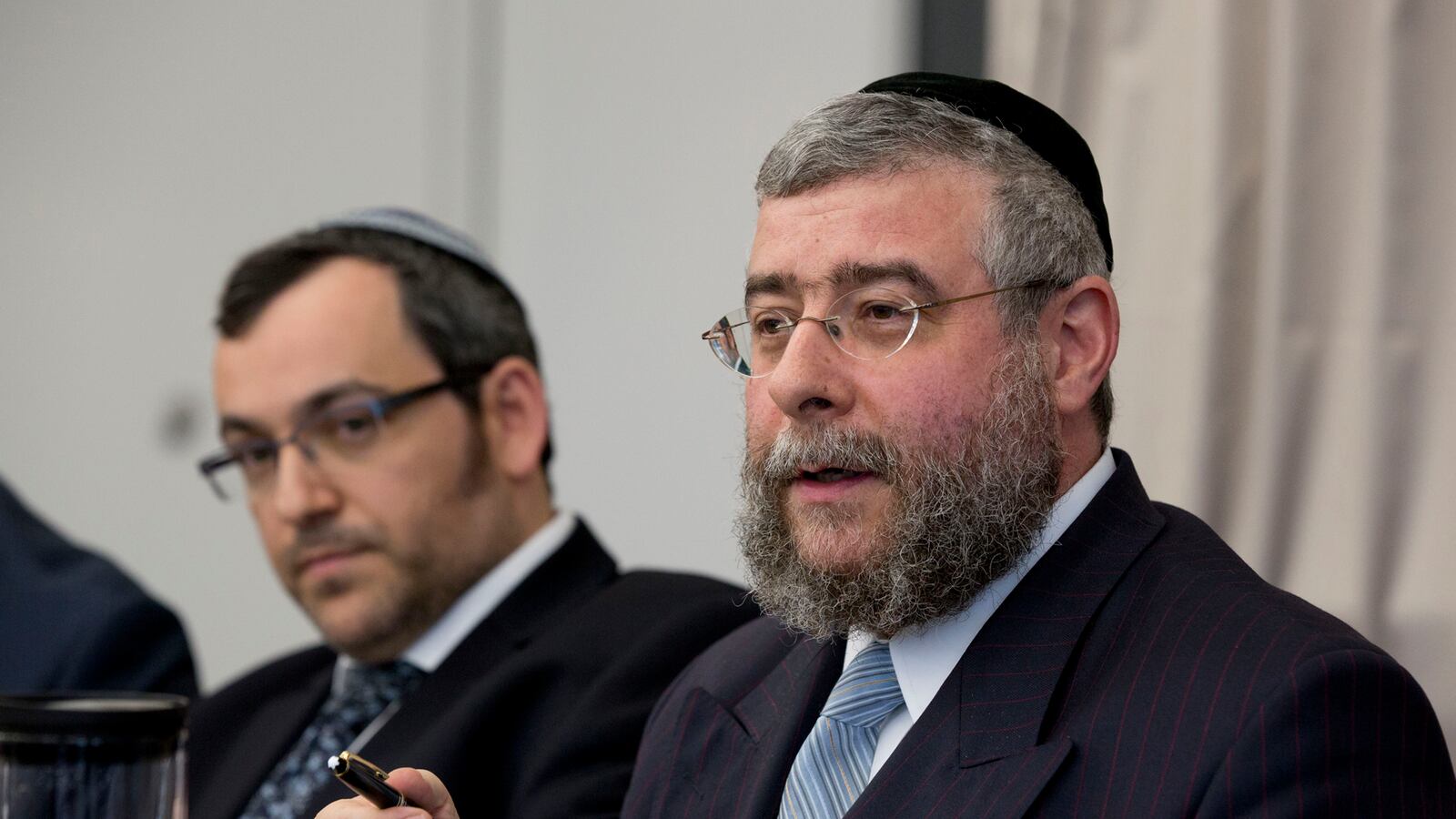 cheats/2012/07/14/germany-will-protect-circumcision/german-circumsicison-ruling-cheat_qpfis5