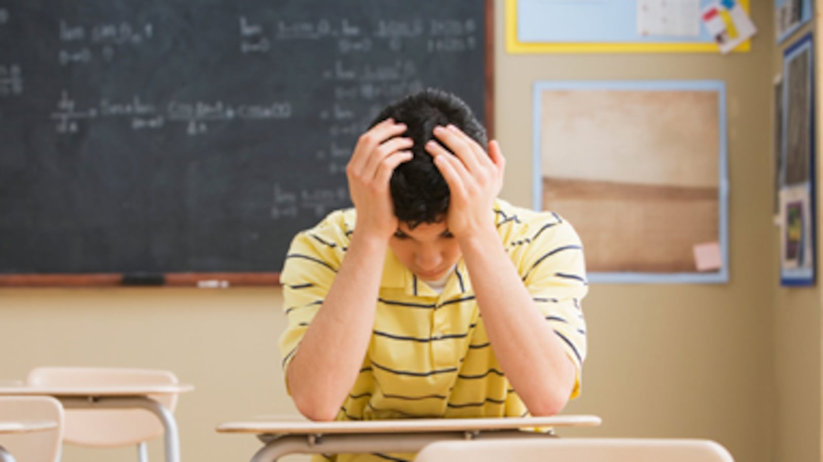 articles/2010/11/11/boys-self-esteem-problems/wolfe-boys-self-esteem_139943_refdd3