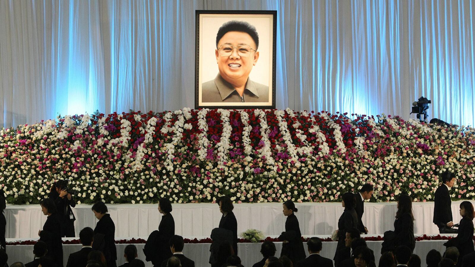 cheats/2012/01/12/kim-jong-il-will-be-embalmed/kim-jong-il-to-be-embalmed-displayed-cheat_y1rjur