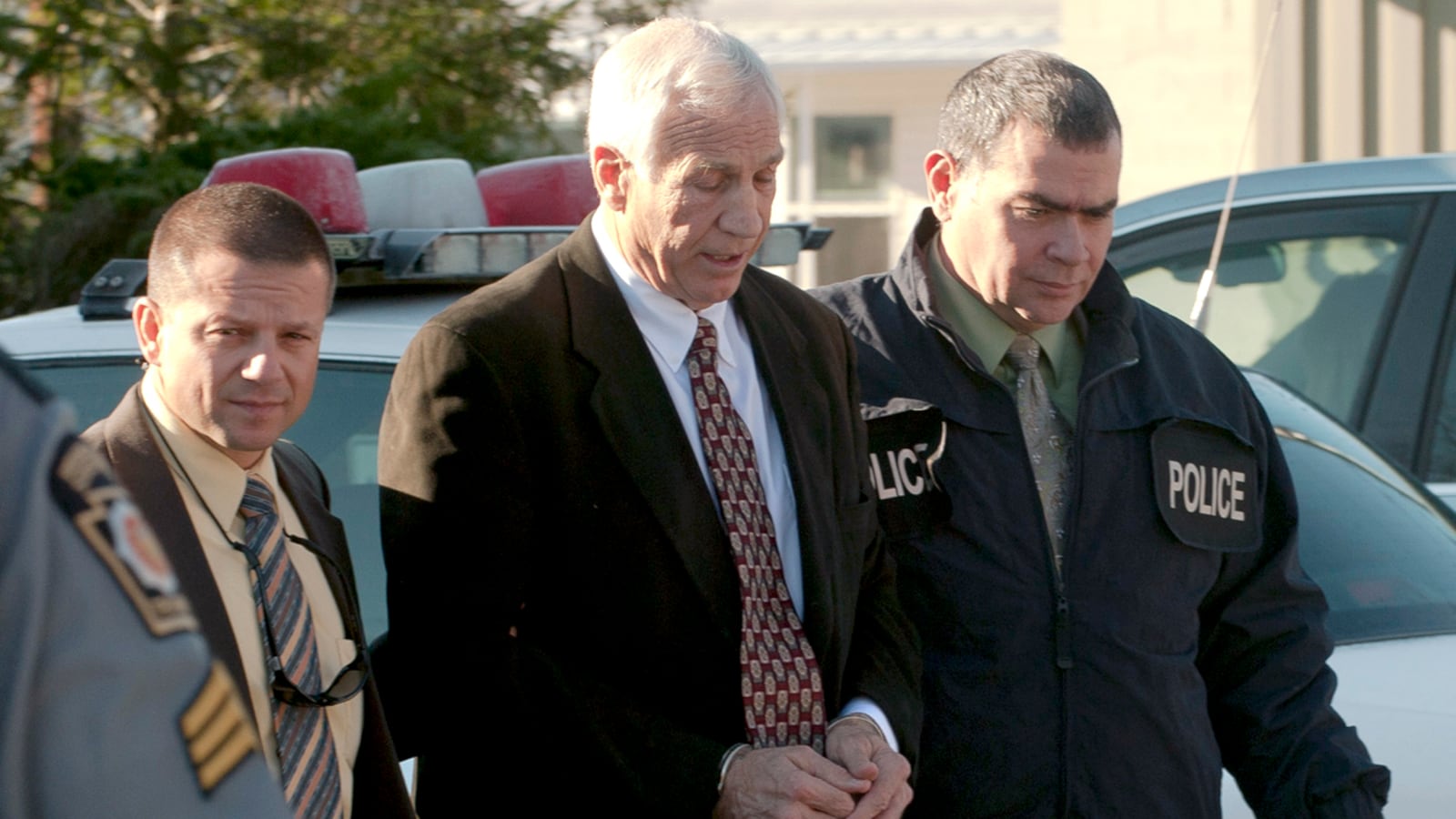 cheats/2011/11/29/sandusky-accuser-will-testify-at-hearing/sandusky-allegations-cs_rezbiu