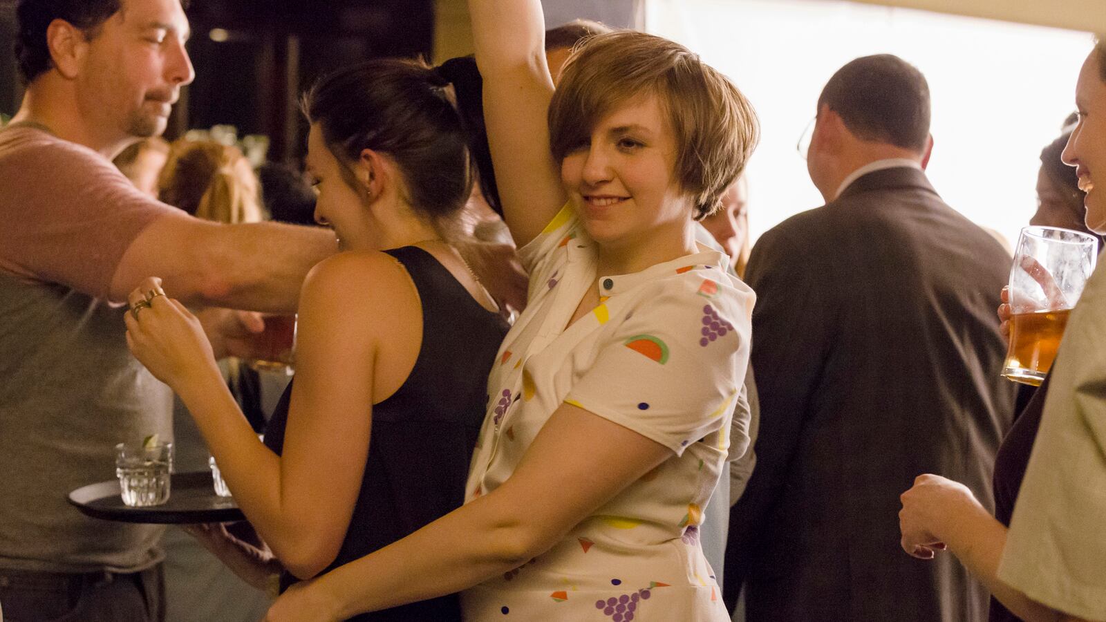 articles/2014/03/31/emma-woolf-on-losing-her-girls-virginity/140330-woolf-girls-tease_jmiofz