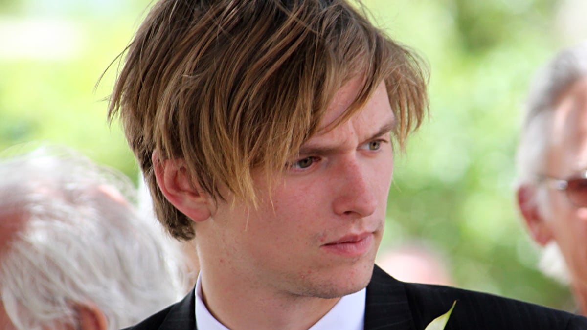 cheats/2012/07/31/henry-hopper-accused-of-rape/henry-hopper-rape-cheat_yv89xk