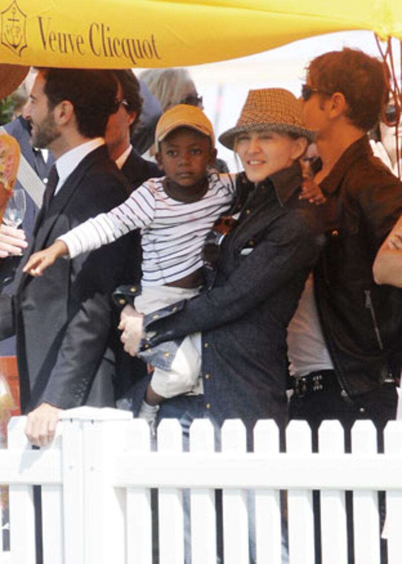 galleries/2009/05/29/prince-harry-in-new-york/prince-harry-visits-ny---madonna_i6c4u2