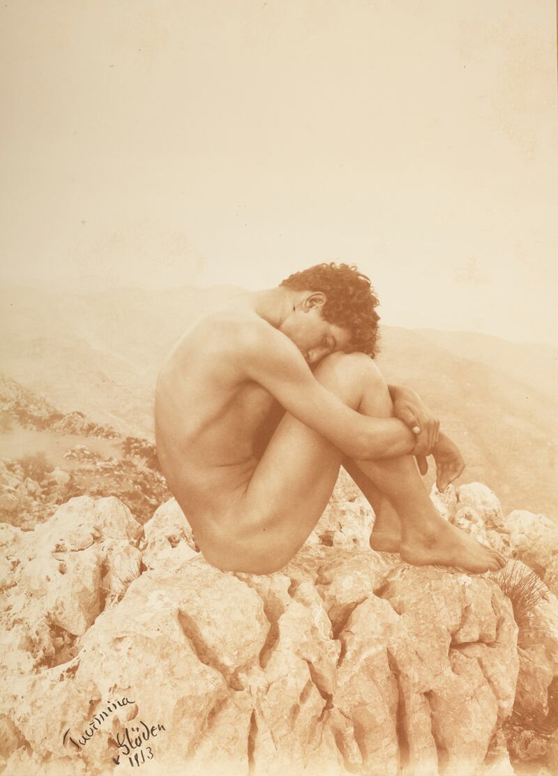 galleries/2013/09/25/masculin-masculin-at-the-mus-e-d-orsay-in-paris-photos/13-9-24-male-art-22_twcazp