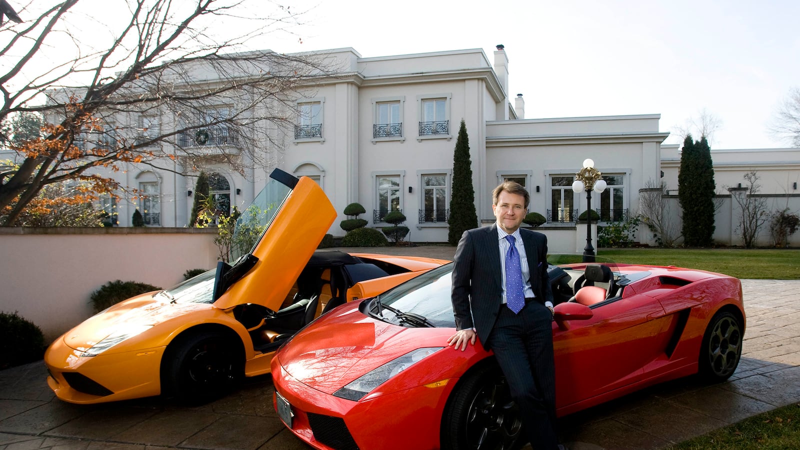 articles/2013/10/04/shark-tank-robert-herjavec-talks-money-mark-cuban-racing-cars/131003-klassen-shark-tank-tease-embed_dnamxu