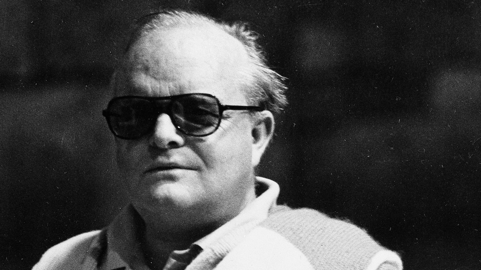 cheats/2013/02/09/new-files-taint-in-cold-blood/130209-capote-lying-cold-blood-cheat_bsr7pc