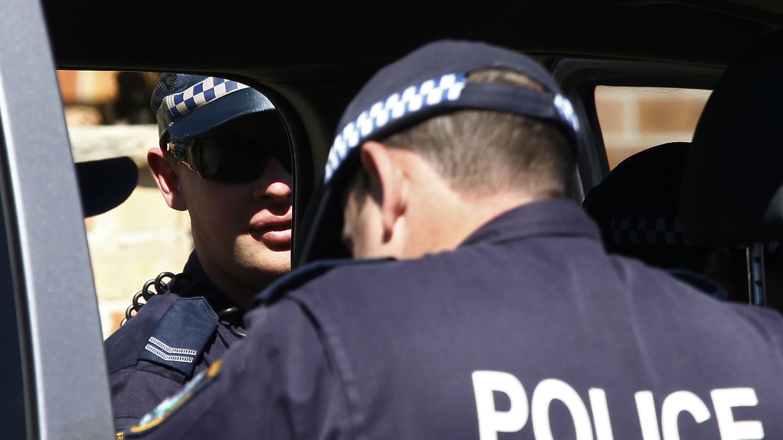 cheats/2014/09/18/police-launch-terror-raids-in-australia/140919-Australia-raids-cheat_bhabzc
