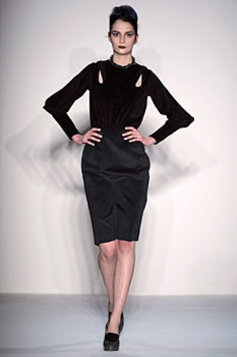 galleries/2009/02/17/peek-a-boo-chic/fashion-cut-out---costello-taglipiata_cbczfu