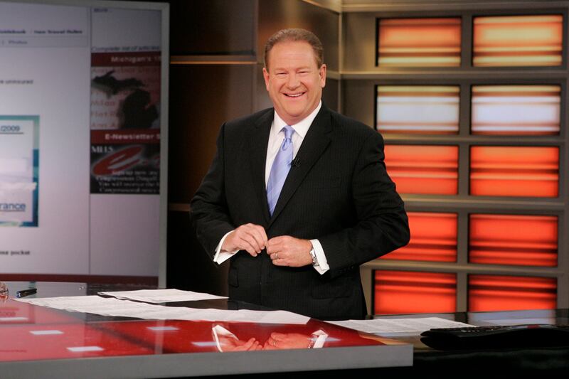 galleries/2012/08/08/they-re-worth-how-much-tv-anchors-by-the-numbers/highest-paid-anchors-schultz_lsronf